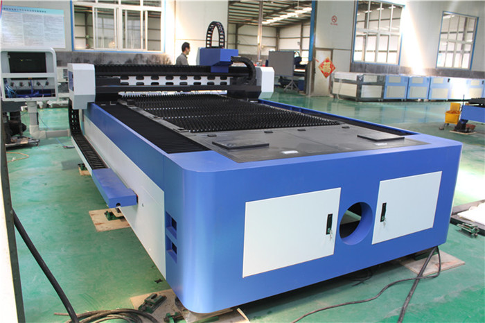 Fiber laser cutting machine